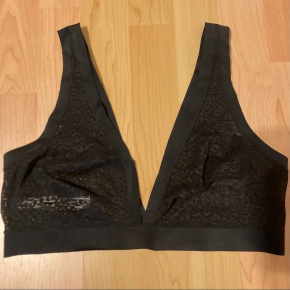 Victoria’s Secret bralette - Picture 2 of 4